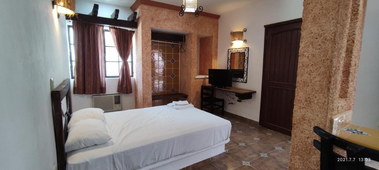 Alux Rooms Playa del Carmen Exteriör bild