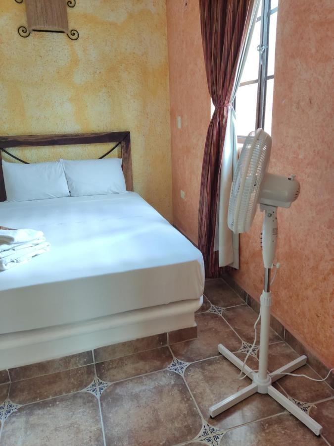 Alux Rooms Playa del Carmen Exteriör bild